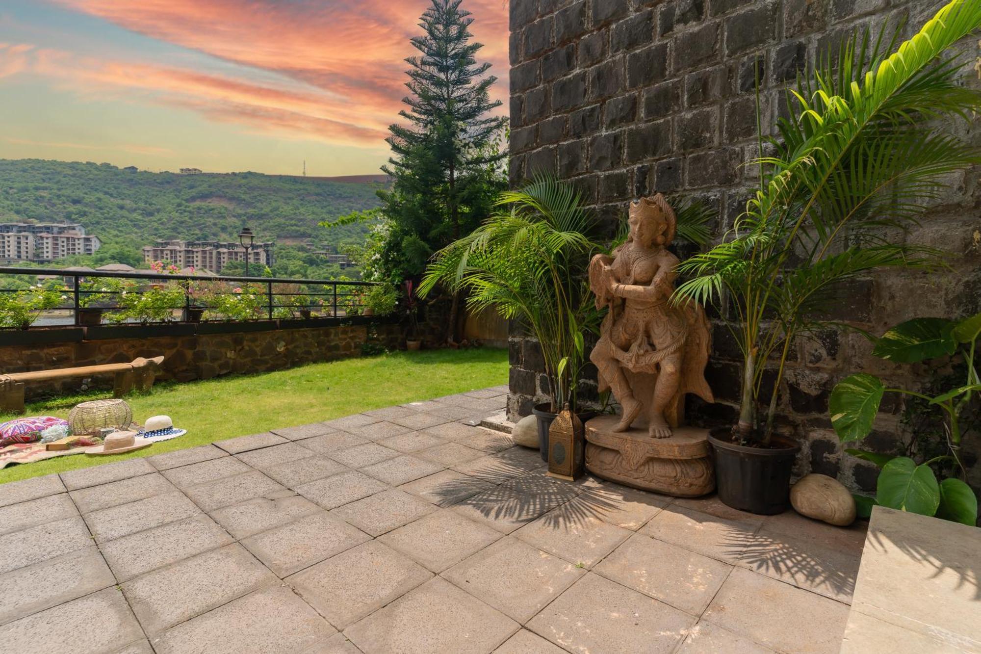 Lavasa Holiday Home Buitenkant foto